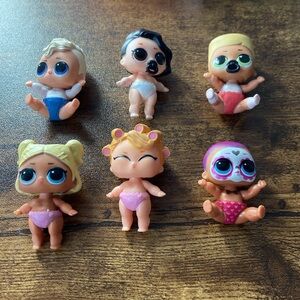 LOL Surprise Little Sisters and Brothers Bundle